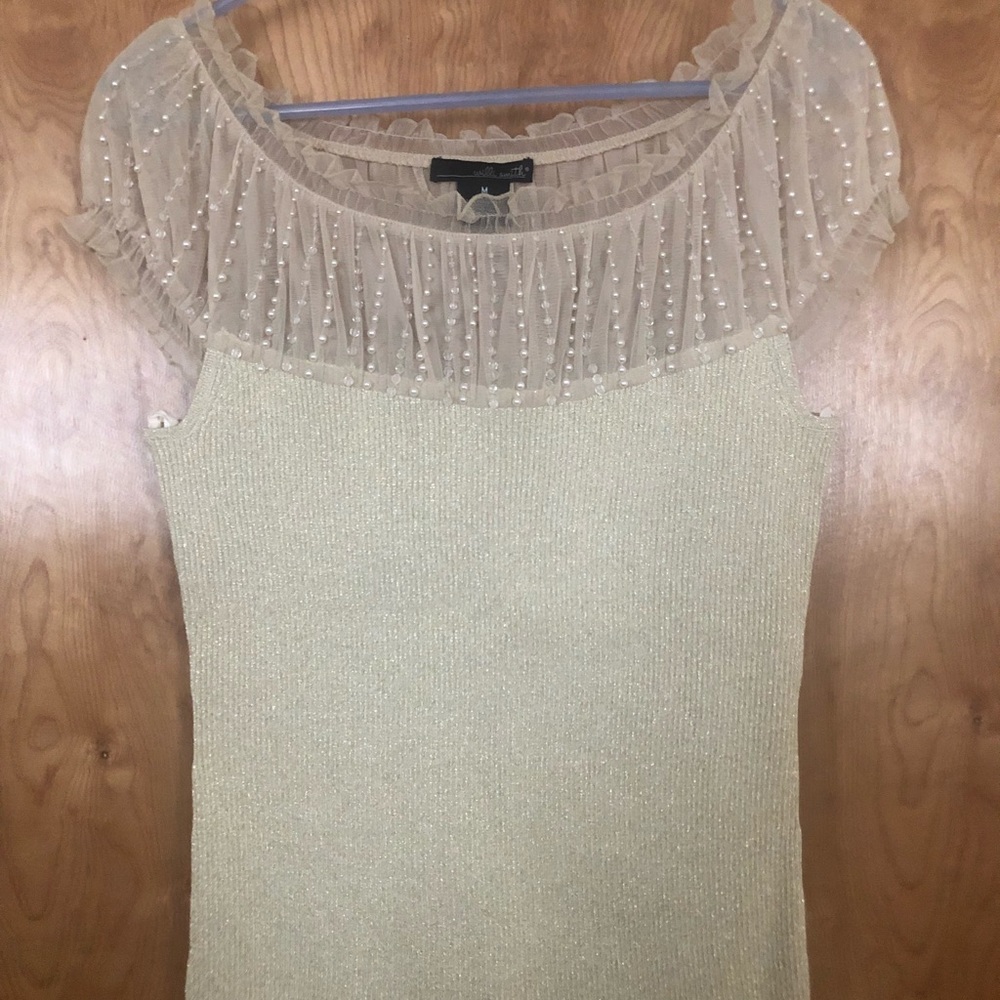 NWOT Womens Willi Smith Bead & Pearl Blouse sz. M